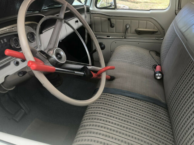 Ford F-250 1966 image number 3