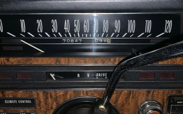 Cadillac Fleetwood 1970 image number 11