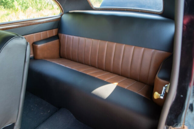 Chevrolet Sedanette 1948 image number 11