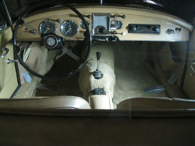 MG MGA 1957 image number 13