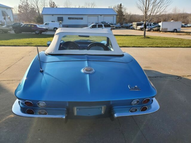 Chevrolet Corvette 1966 image number 8