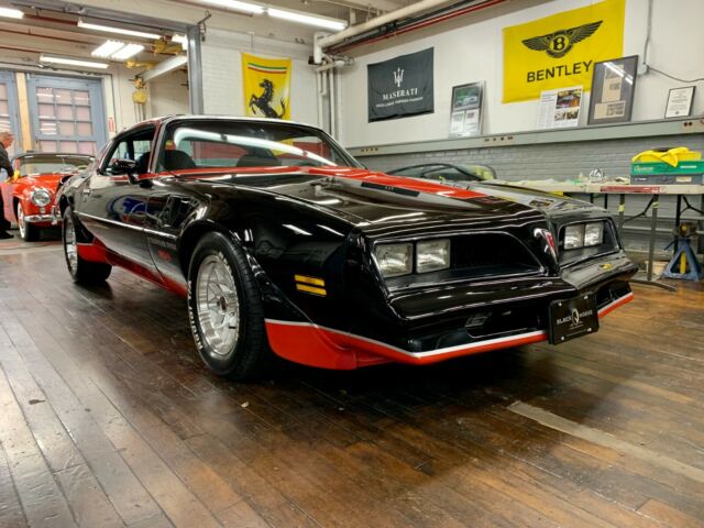 Pontiac Trans Am 1978 image number 2