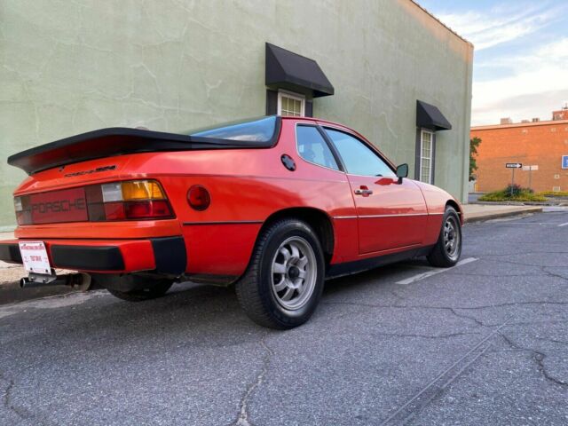 Porsche 924 1977 image number 30