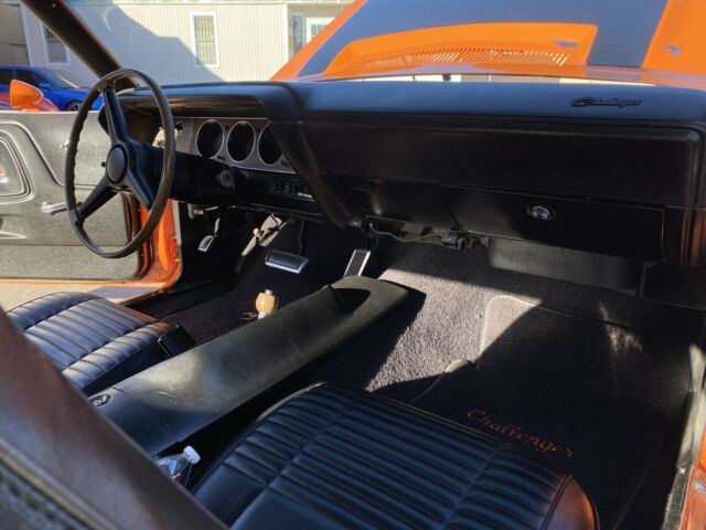Dodge Challenger 1970 image number 16