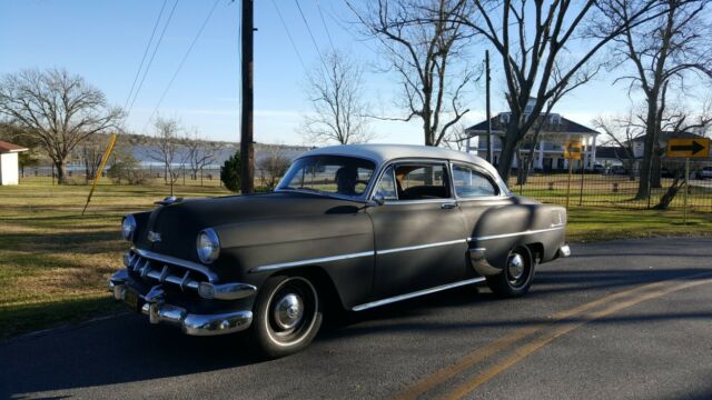 Chevrolet Bel Air/150/210 1954 image number 10