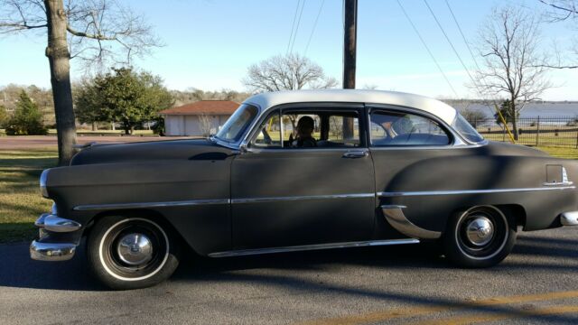 Chevrolet Bel Air/150/210 1954 image number 2
