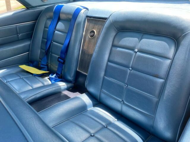 Buick Riviera 1964 image number 4