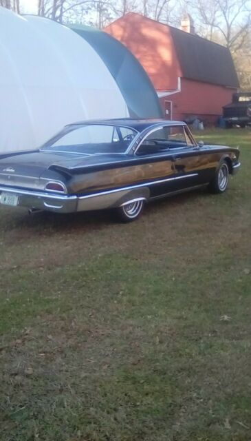 Ford Galaxie 1960 image number 3