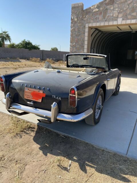 Triumph TR4A 1965 image number 20