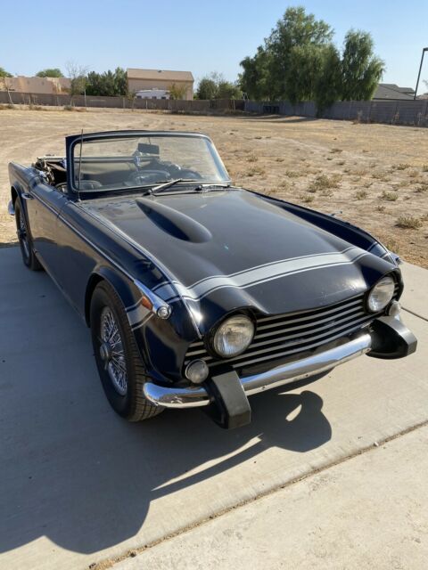 Triumph TR4A 1965 image number 22