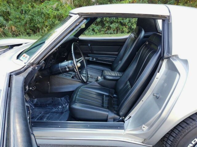 Chevrolet Corvette 1971 image number 41