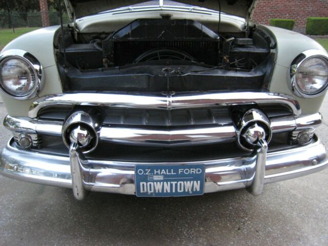 Ford Customline 1951 image number 17