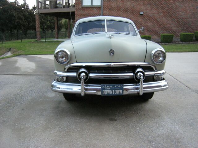 Ford Customline 1951 image number 21