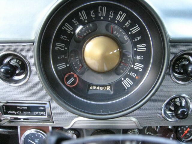 Ford Customline 1951 image number 35