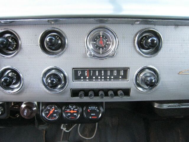 Ford Customline 1951 image number 38