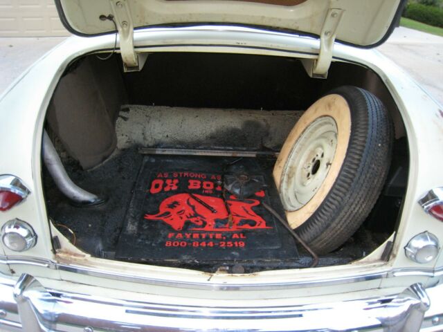Ford Customline 1951 image number 40