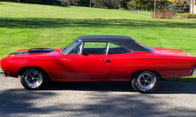 Plymouth Road Runner 1968 image number 27
