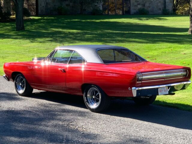 Plymouth Road Runner 1968 image number 7