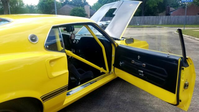 Ford Mustang 1969 image number 17
