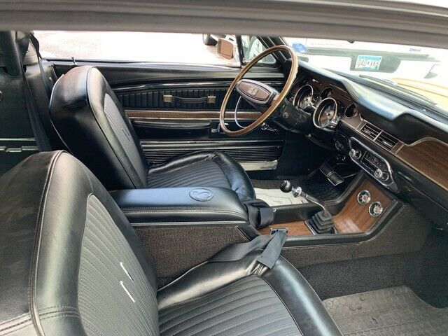 Ford Mustang 1968 image number 8