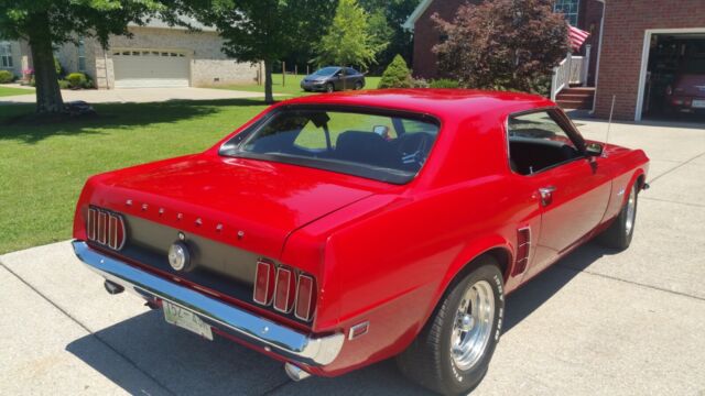 Ford Mustang 1969 image number 10