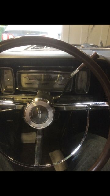 Lincoln Continental 1963 image number 4