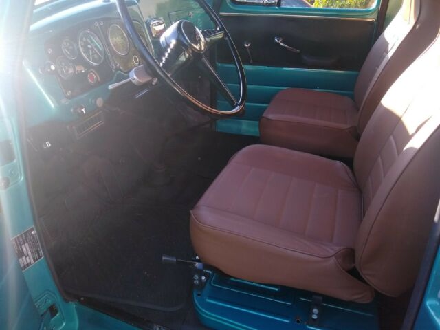 GMC Suburban 1954 image number 11
