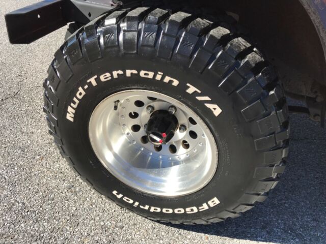 Jeep CJ 1974 image number 8
