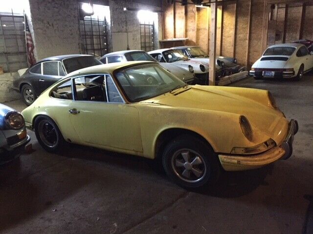 Porsche 911 1969 image number 15