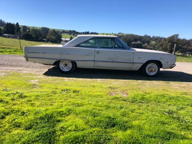 Dodge Coronet 1967 image number 18