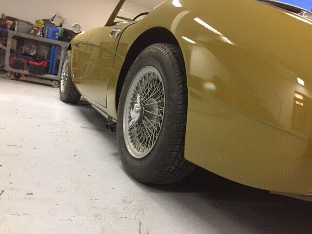 Austin Healey 100-6 1957 image number 20
