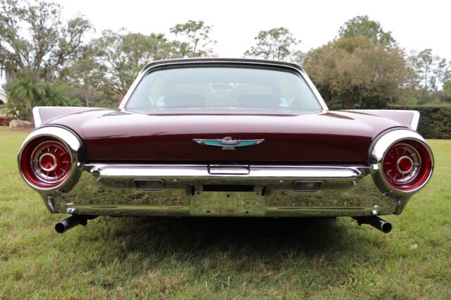 Ford Thunderbird 1963 image number 9