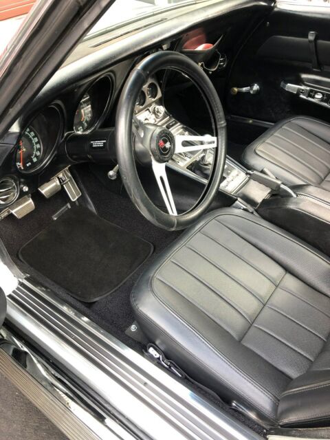 Chevrolet Corvette 1969 image number 25