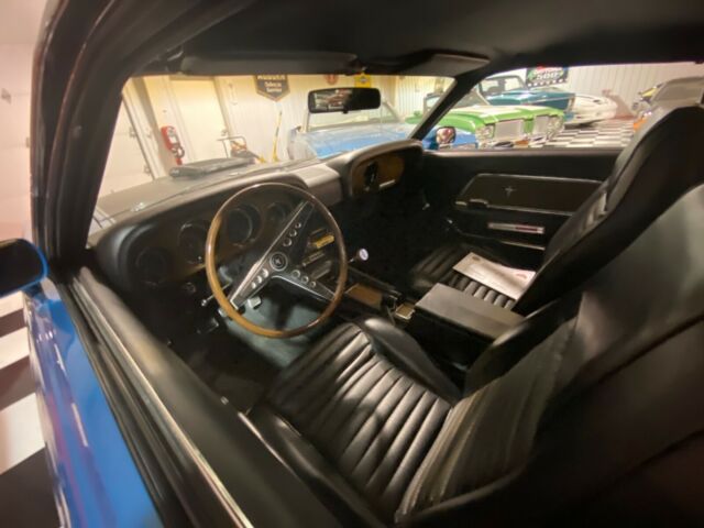 Ford Mustang 1969 image number 10