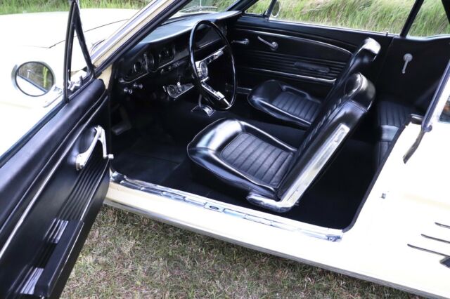 Ford Mustang 1966 image number 12