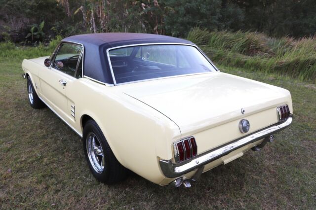Ford Mustang 1966 image number 2