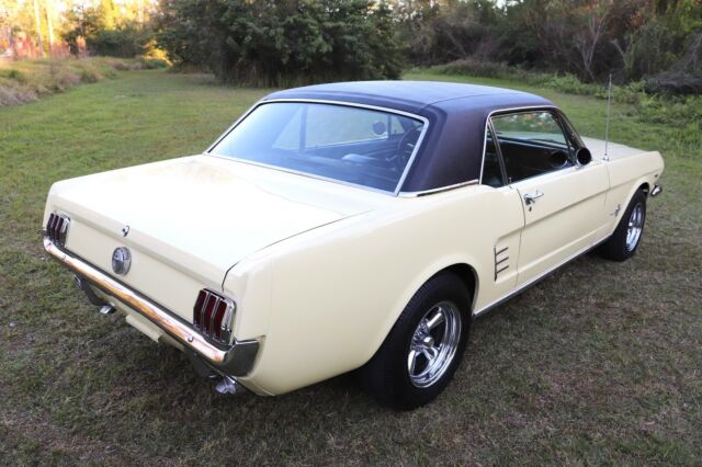 Ford Mustang 1966 image number 3