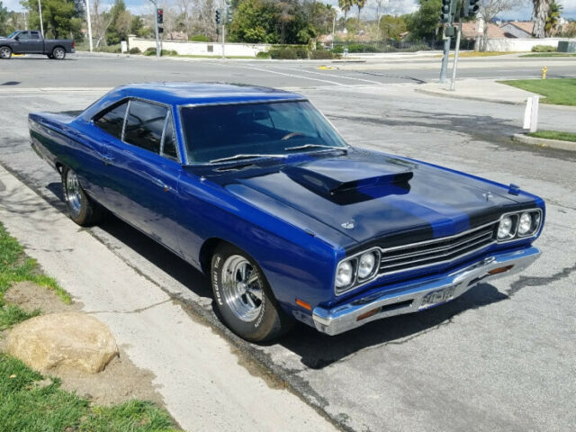Plymouth Road Runner 1969 image number 16