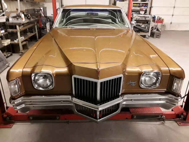 Pontiac Grand Prix 1971 image number 27