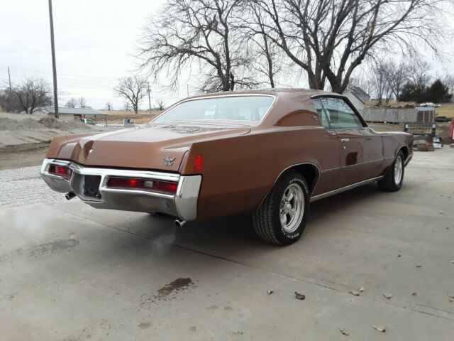 Pontiac Grand Prix 1971 image number 3