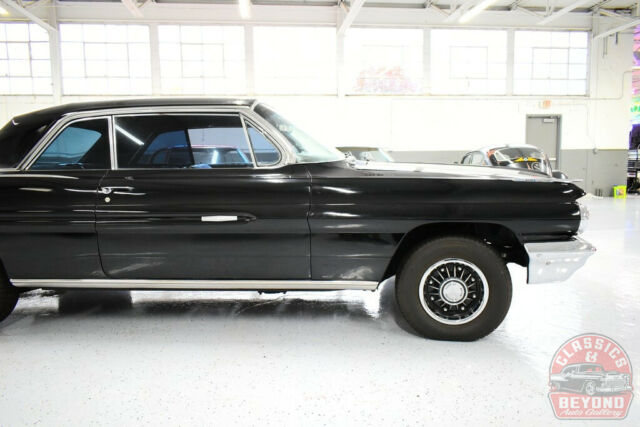Pontiac Grand Prix 1962 image number 34