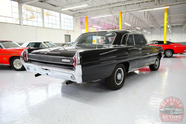 Pontiac Grand Prix 1962 image number 8