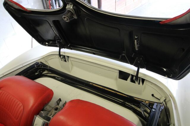 Chevrolet Corvette 1958 image number 13