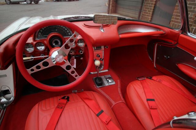 Chevrolet Corvette 1958 image number 41