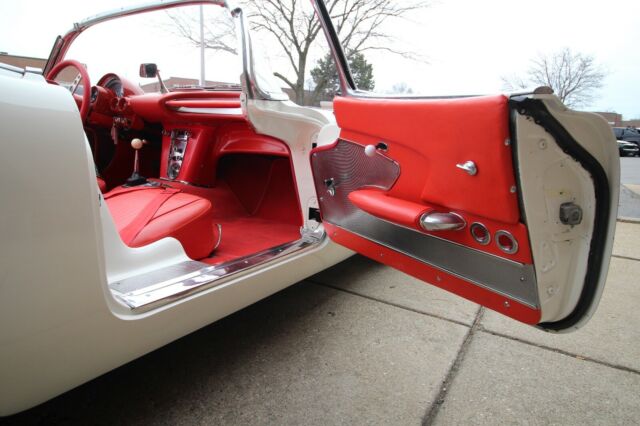Chevrolet Corvette 1958 image number 42