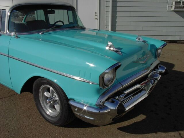 Chevrolet Bel Air/150/210 1957 image number 29