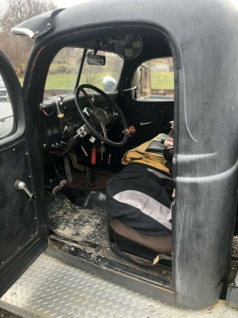 Dodge Power Wagon 1953 image number 30