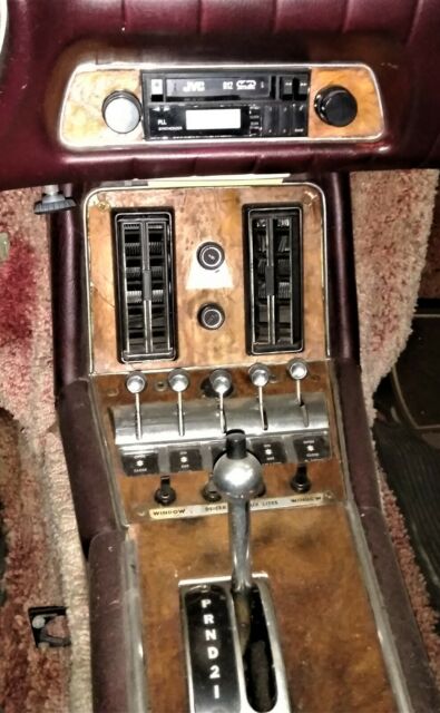 Studebaker Avanti 1977 image number 4