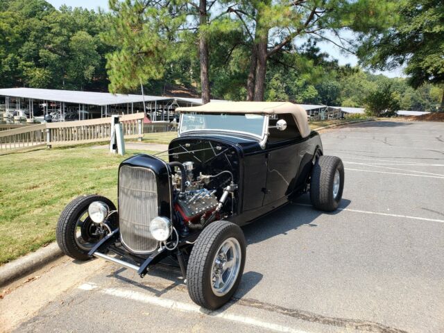 Ford Roadster 1932 image number 15