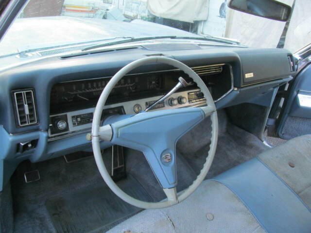 Cadillac Coupe deVille 1967 image number 11